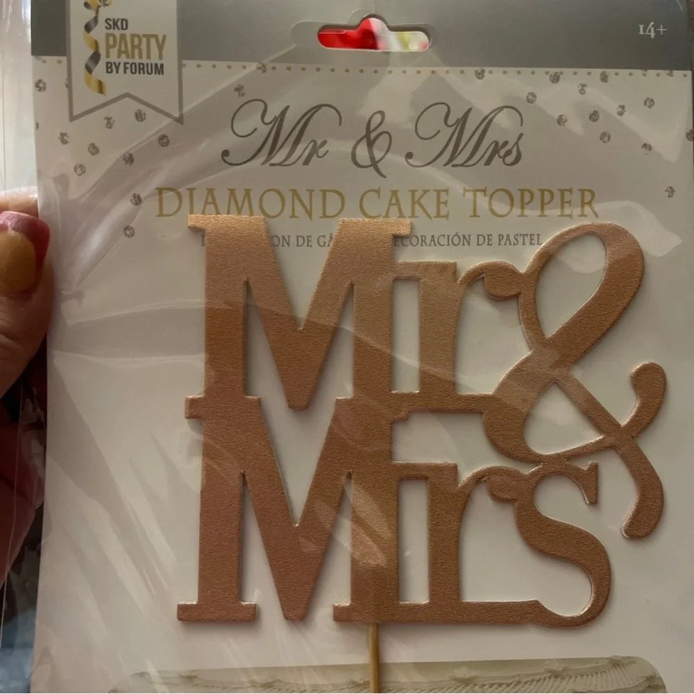 Diamond Glitter Mr & Mrs Cake Topper, Rose Gold, 6-1/2-Inch (Rose Gold)